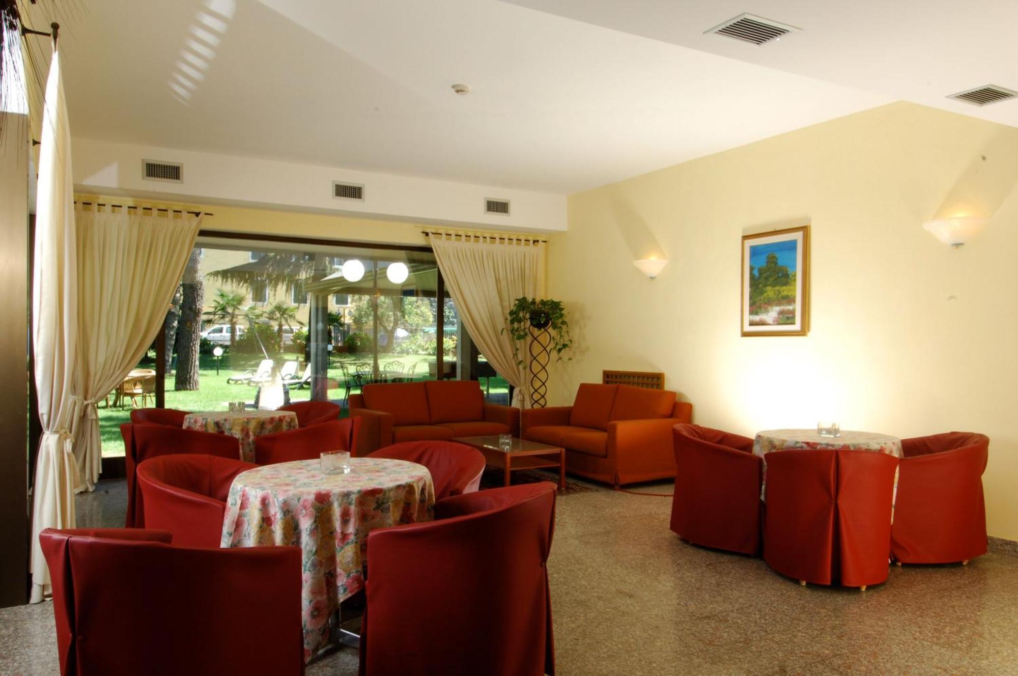 Hotel Elisabetta Torbole Sul Garda Exterior foto